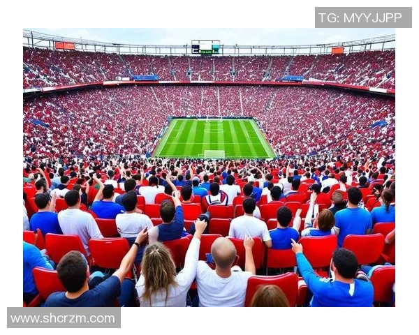 深圳足球队主场热情洋溢的比赛氛围与球迷的激情互动 深圳足球队主场热情洋溢的比赛氛围与球迷的激情互动